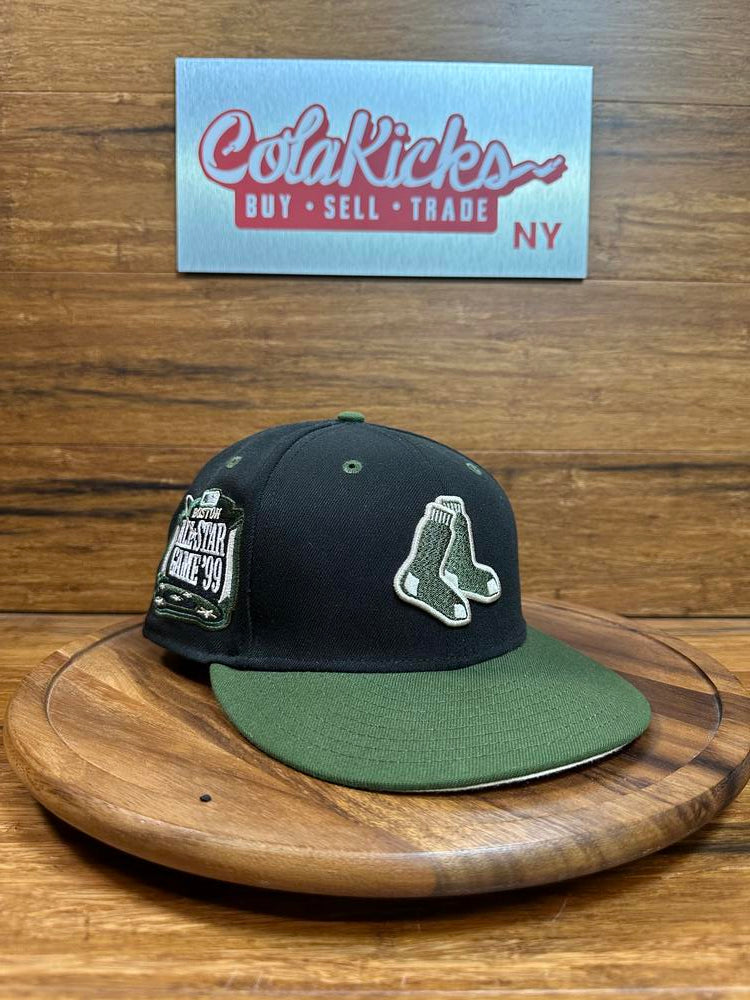 New Era White Sox Green Sox Logo Fitted Hat Black Olive