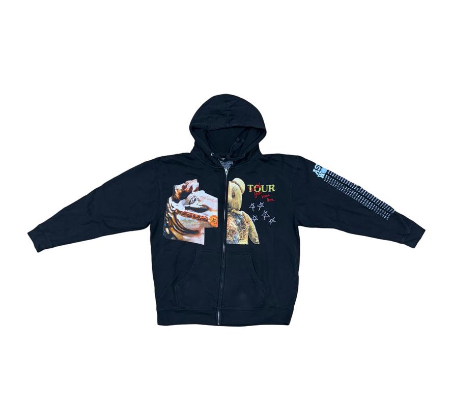 Astroworld Tour shops Travis Scott Hoodie Size Medium