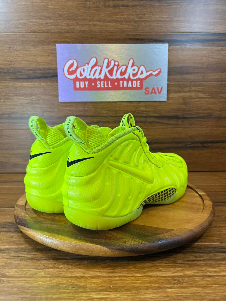 Nike Air Foamposite Pro Volt (2021)