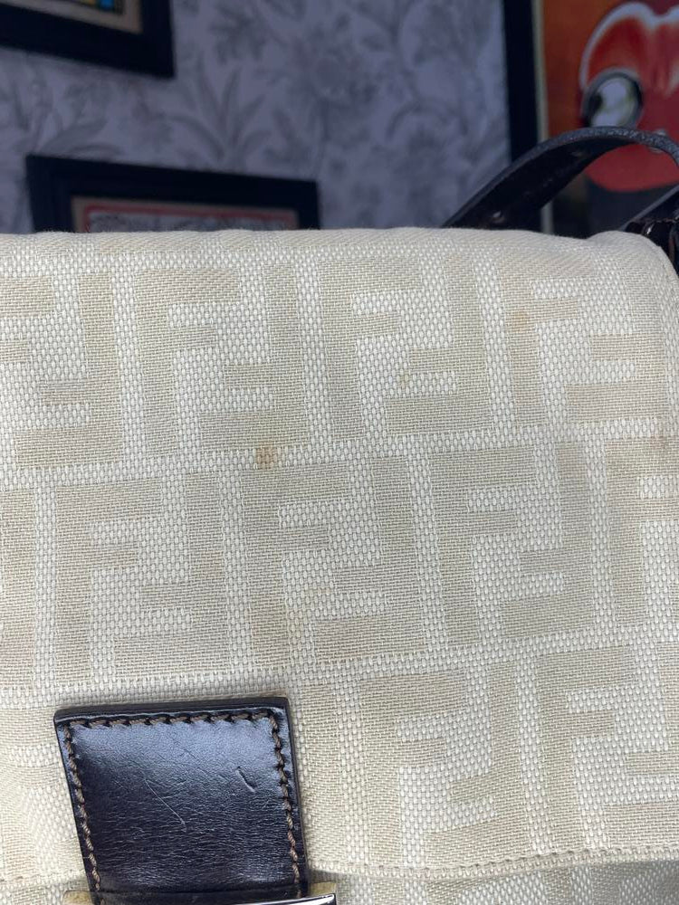 Fendi Cream/Black Shoulder Bag