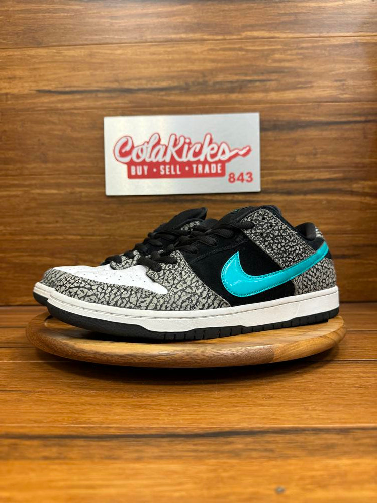 Nike SB Dunk Low atmos Elephant