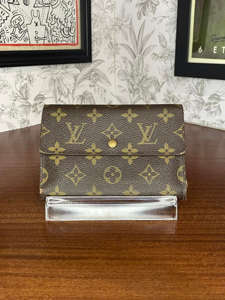 Louis Vuitton Monogram Snap Wallet