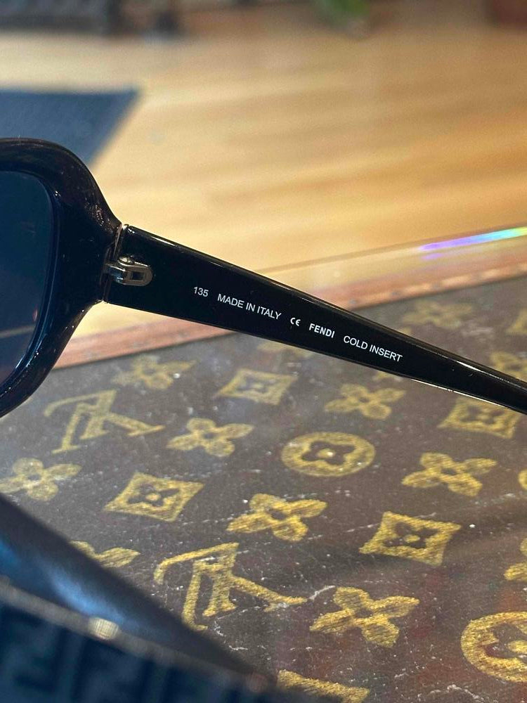 Fendi Oversized FS140 Logo Sunglasses (Rx Blue Lens)