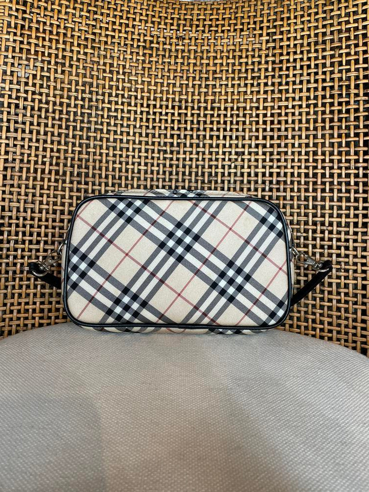 Burberry Pochette Nova Check