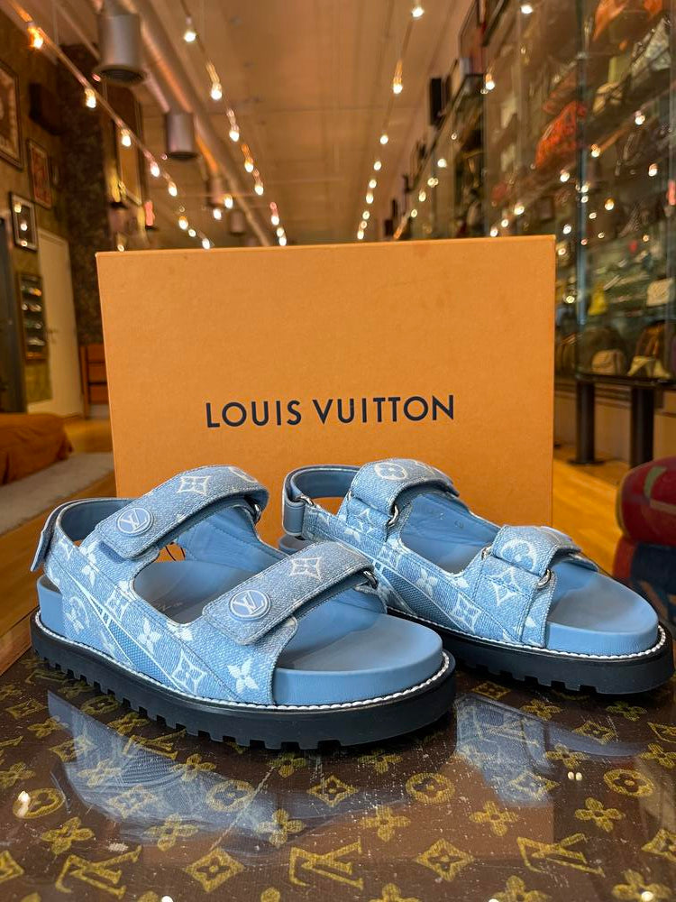 Louis Vuitton Paseo Flat Sandal (lightly pre-loved)