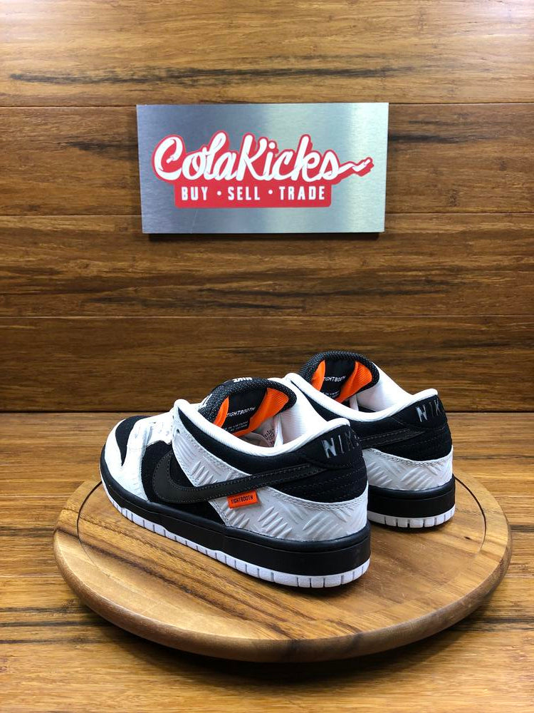 Nike SB Dunk Low TIGHTBOOTH