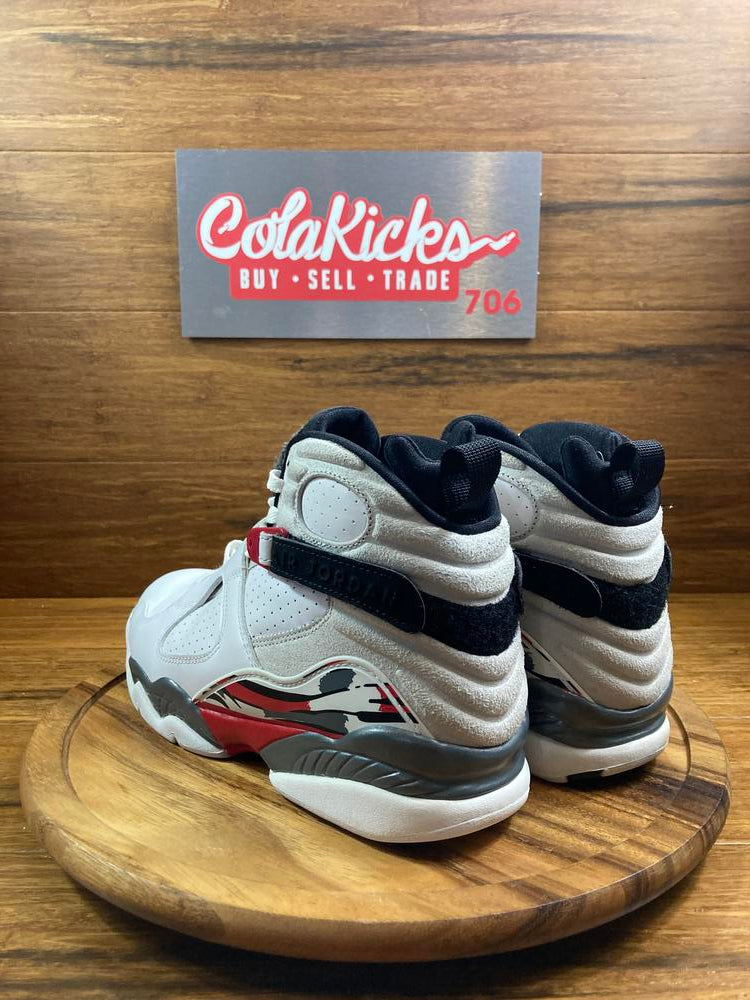 Jordan 8 Retro Bugs Bunny (2013)