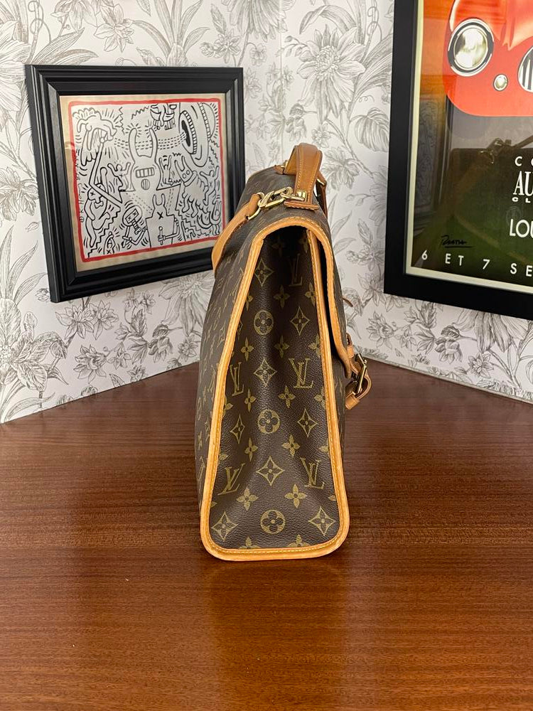 Louis Vuitton Monogram Messenger Bag