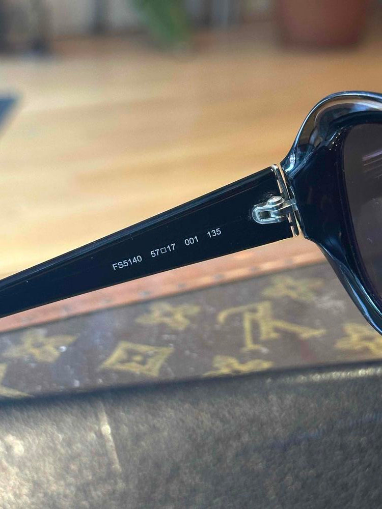 Fendi Oversized FS140 Logo Sunglasses (Rx Blue Lens)