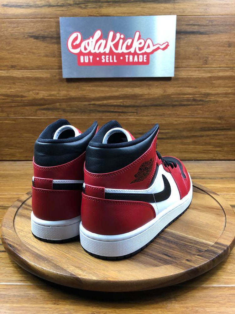 Jordan 1 Mid Chicago Toe