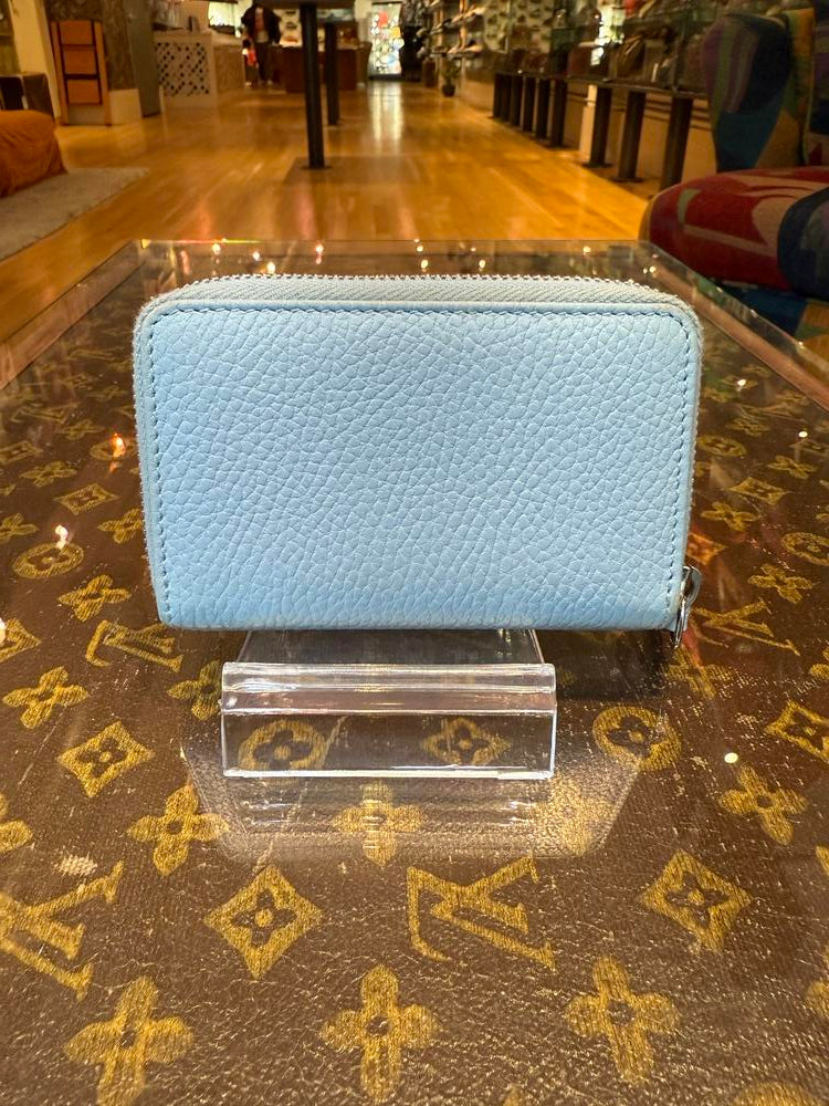 Gucci GG Baby Blue Leather Zip Cardholder