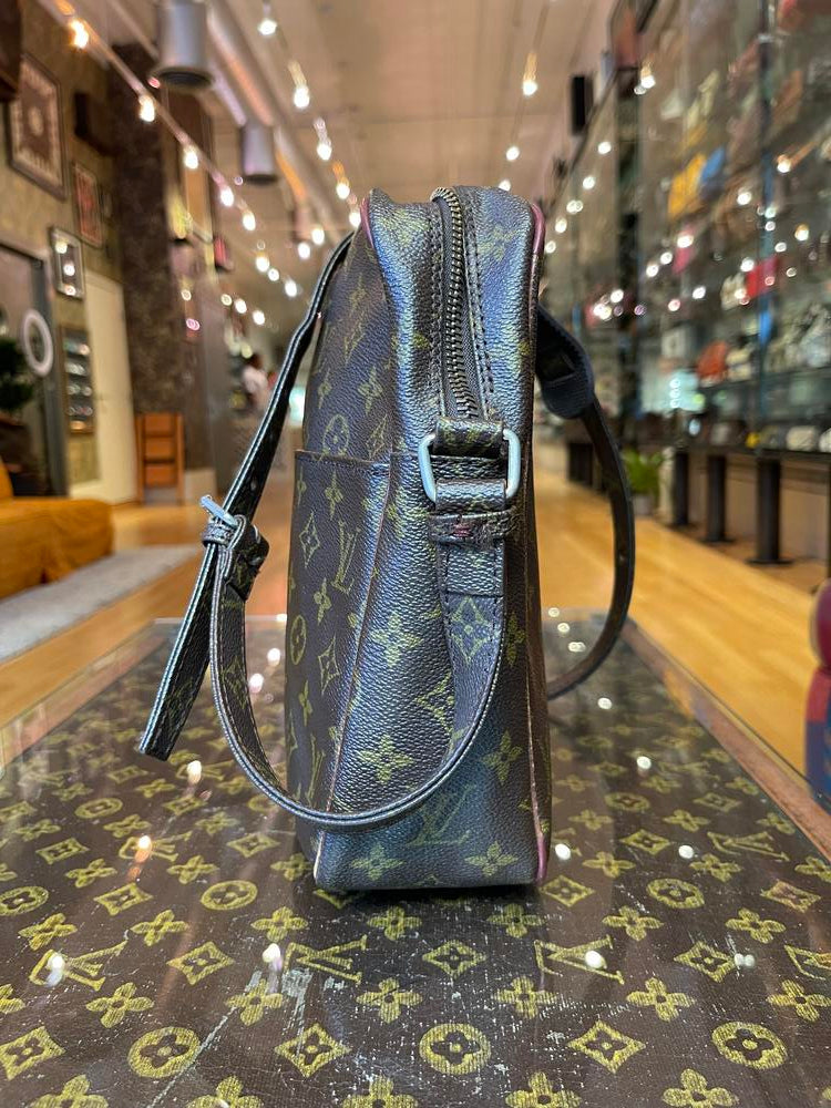 Louis Vuitton Monogram Vintage Crossbody Bag