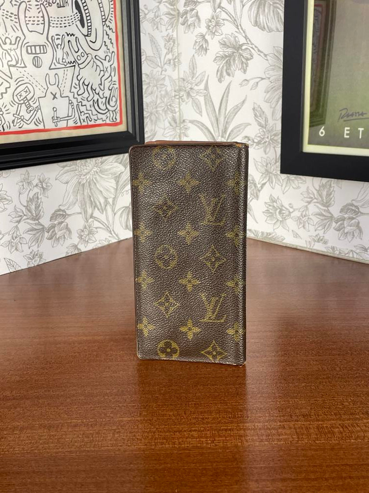 Louis Vuitton Monogram Bi Fold Card Holder