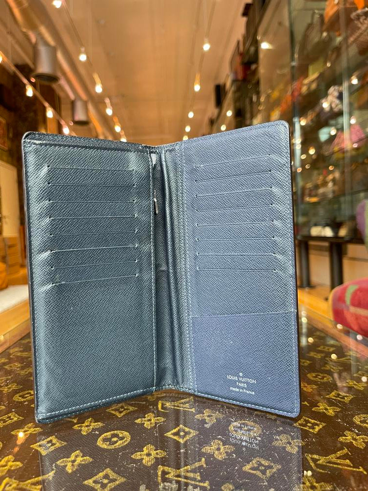 Louis Vuitton Taiga Portefeuille Blue Multi Wallet