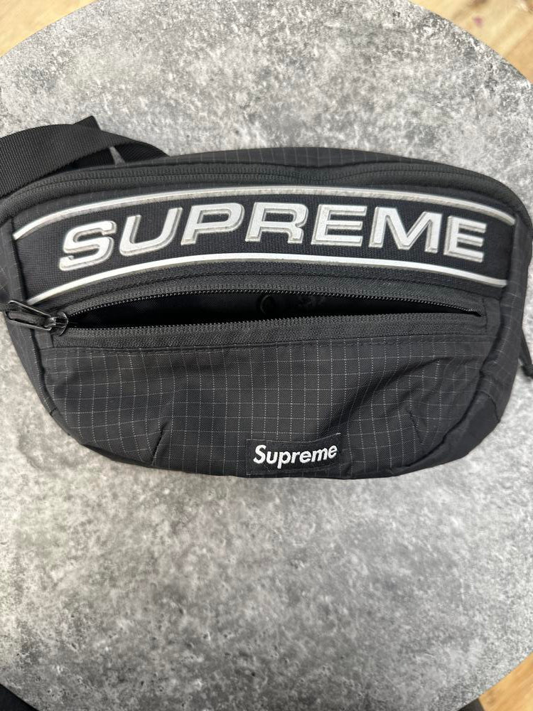 Supreme Logo Waist Bag Black