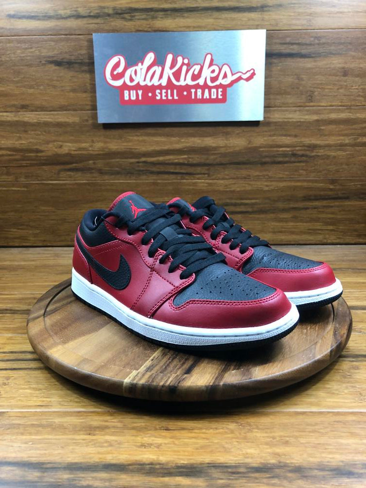 Jordan 1 Low Reverse Bred Pebbled Swoosh