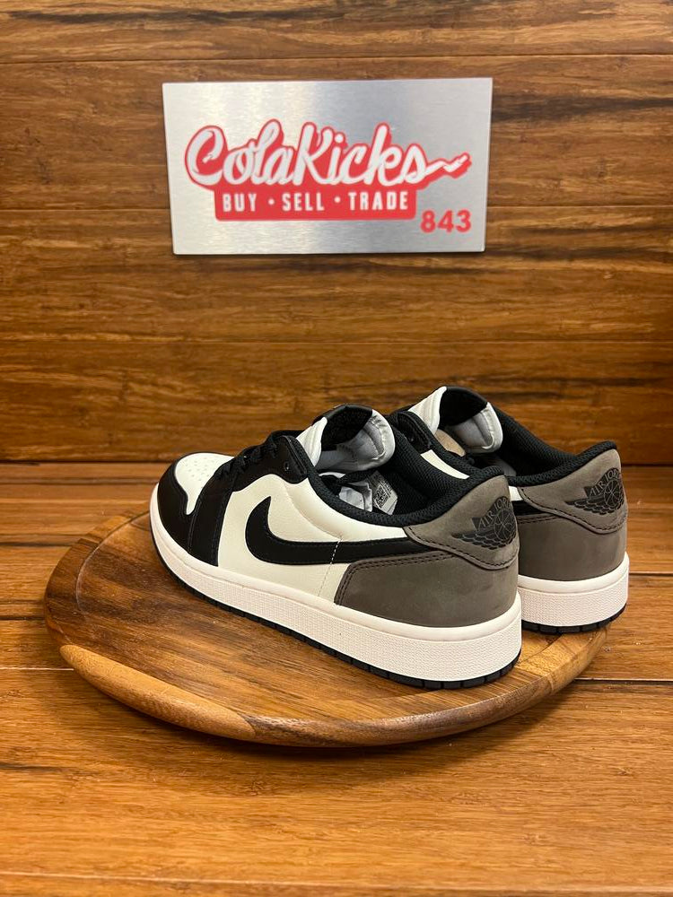 Jordan 1 Retro Low OG Mocha