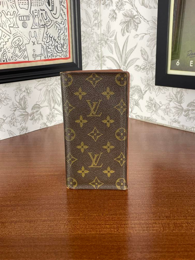 Louis Vuitton Monogram Bi Fold Card Holder