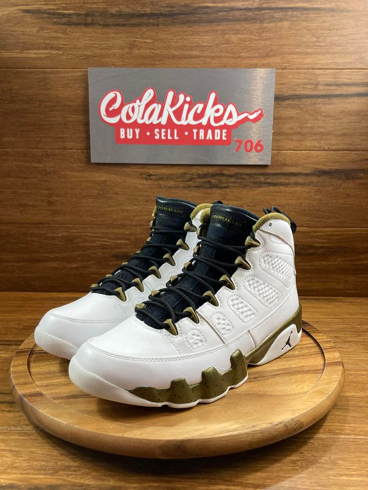 Jordan 9 Retro Statue