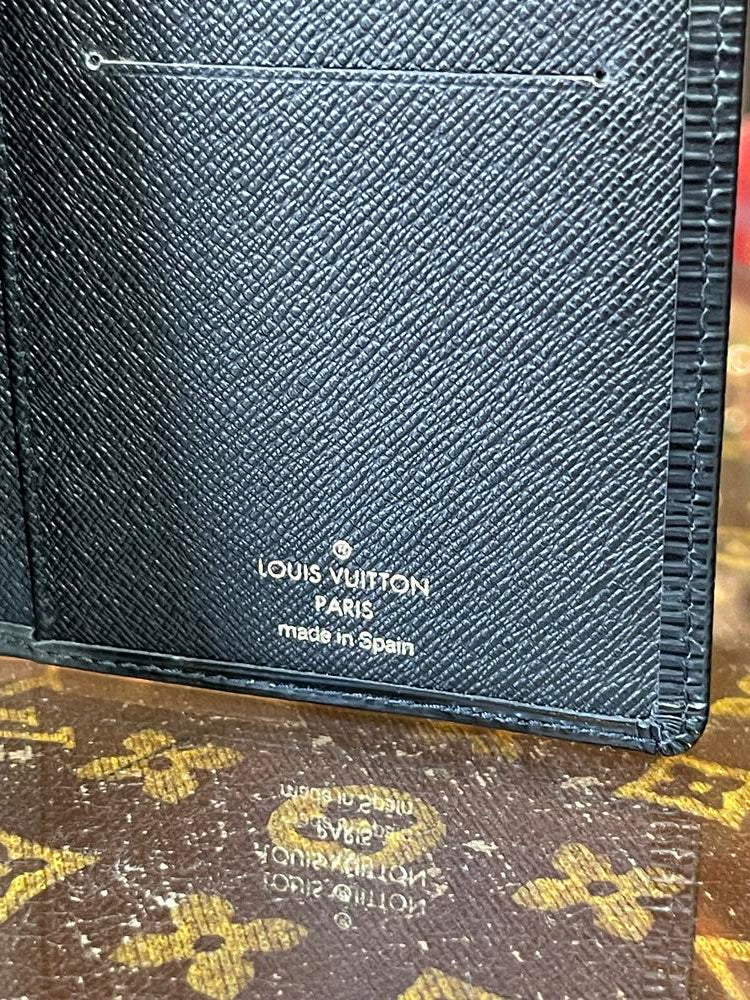 Louis Vuitton Epi Black Long Bifold Wallet