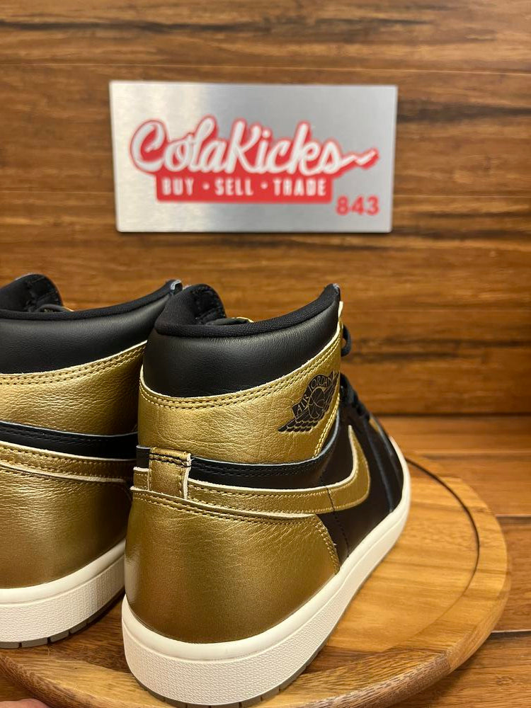 Jordan 1 Retro High OG Black Metallic Gold