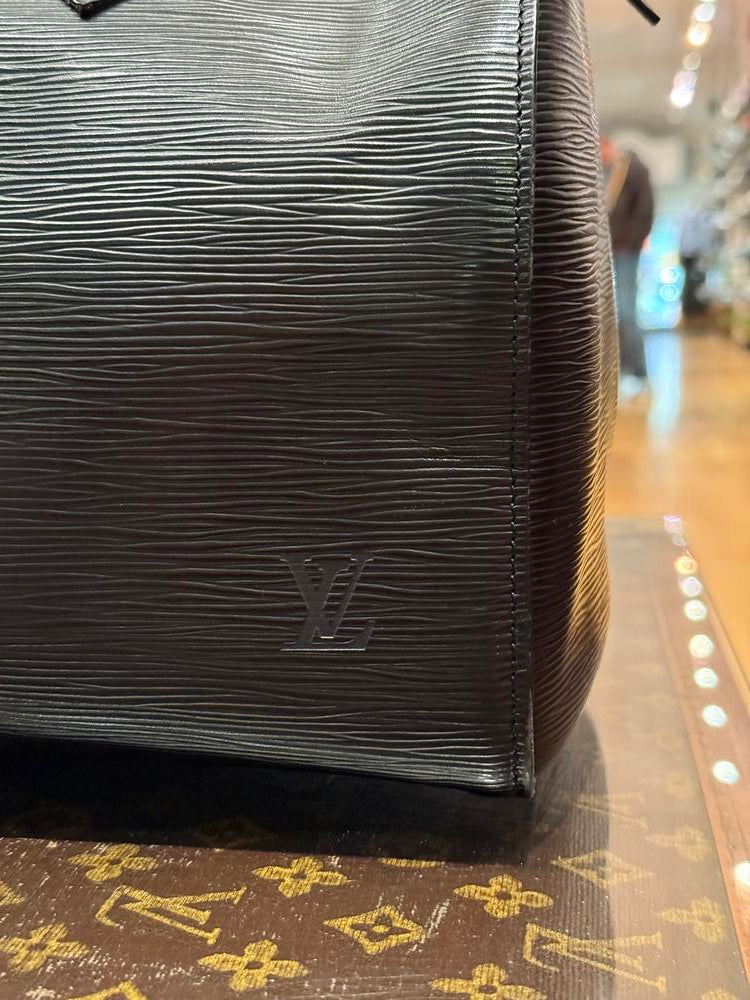 Louis Vuitton Black Epi Speedy 30