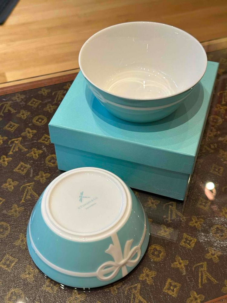 Tiffany & Co. Ribbon Bowl Set (2)