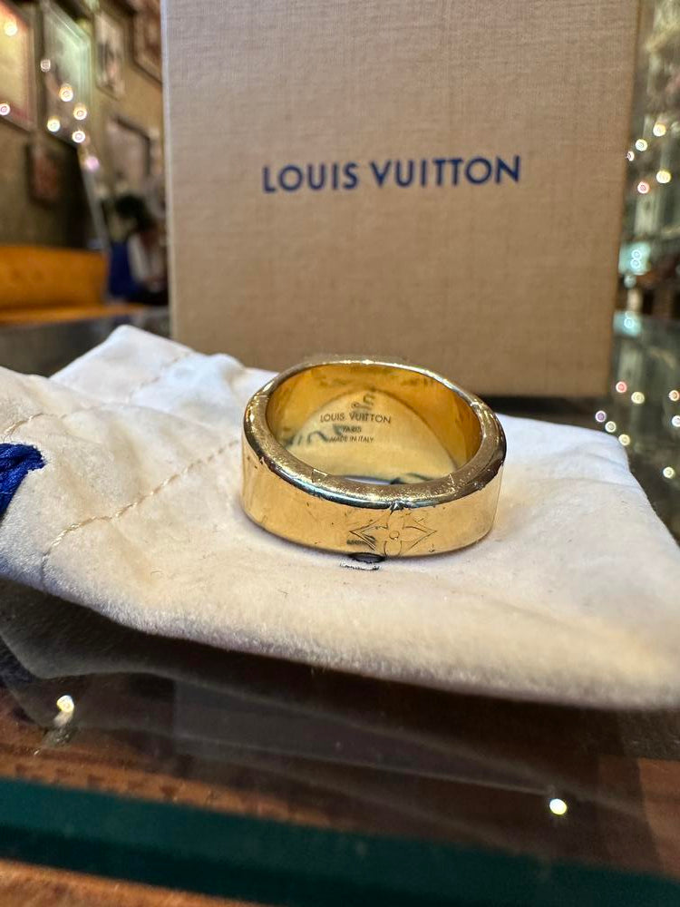 Louis Vuitton Monogram Signet Ring Gold