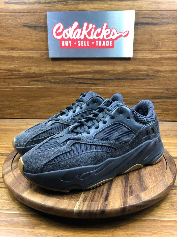 adidas Yeezy Boost 700 Utility Black