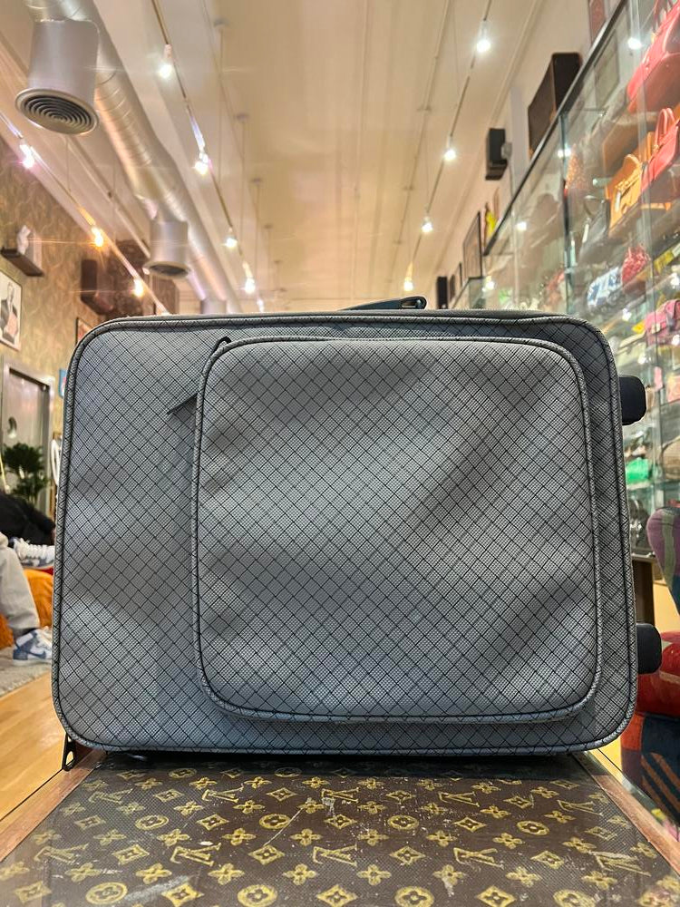 Bottega Grey/Black Roller Luggage Case