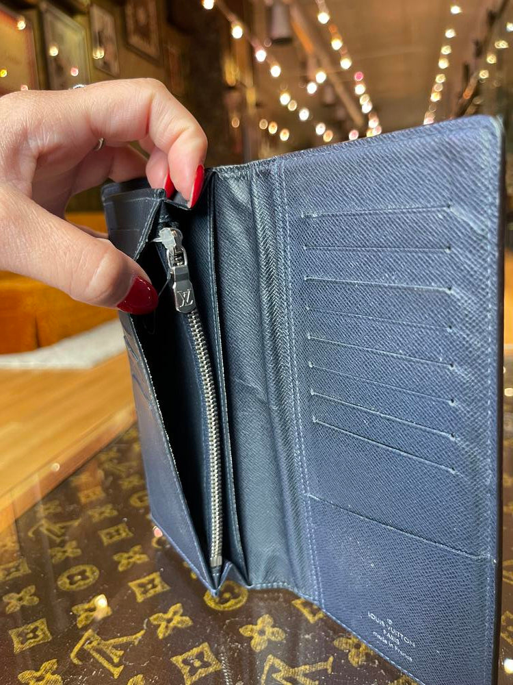 Louis Vuitton Taiga Portefeuille Blue Multi Wallet