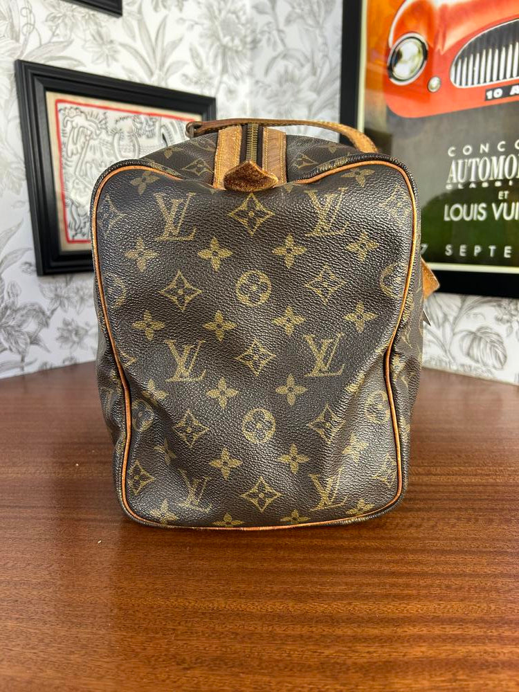 Louis Vuitton Monogram Speedy