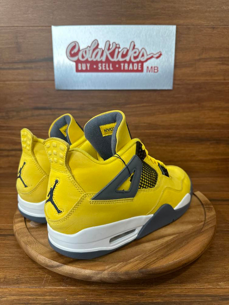 Jordan 4 Retro Lightning (2021)