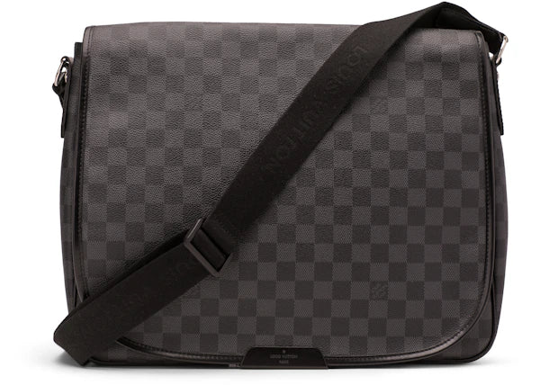 Louis Vuitton Daniel Damier Graphite GM Black