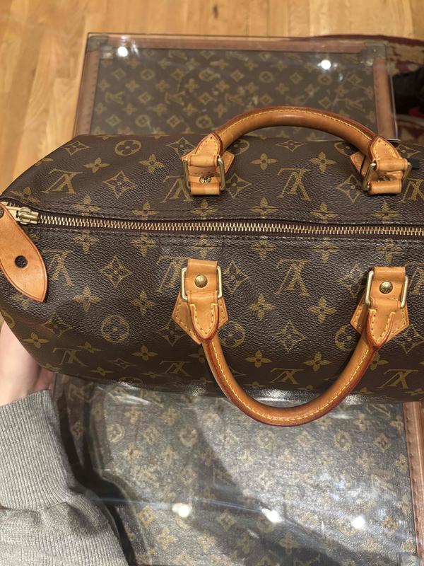 Louis Vuitton Monogram Speedy 40