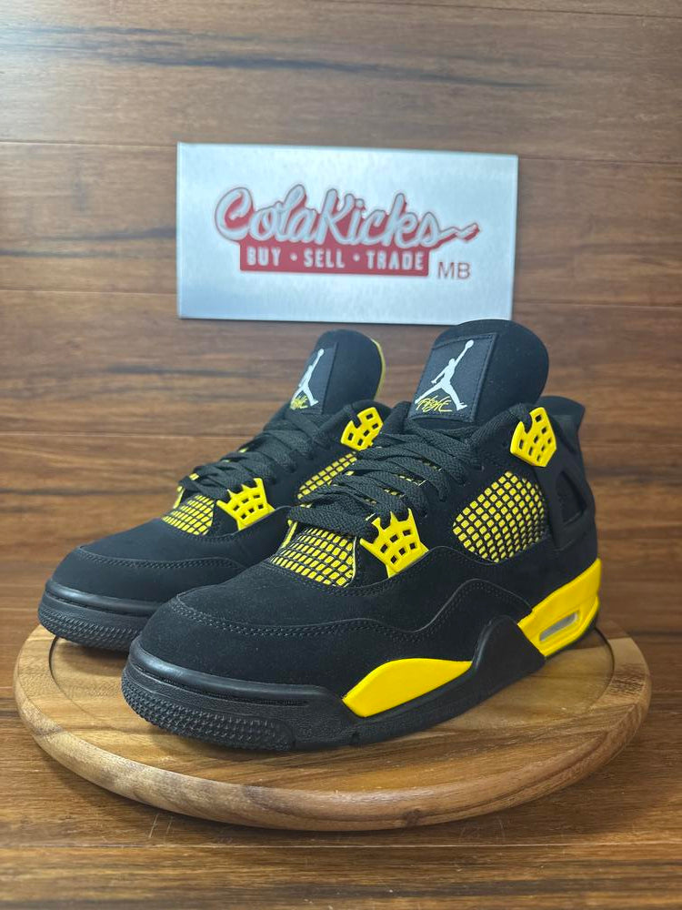 Jordan 4 Retro Thunder (2023)