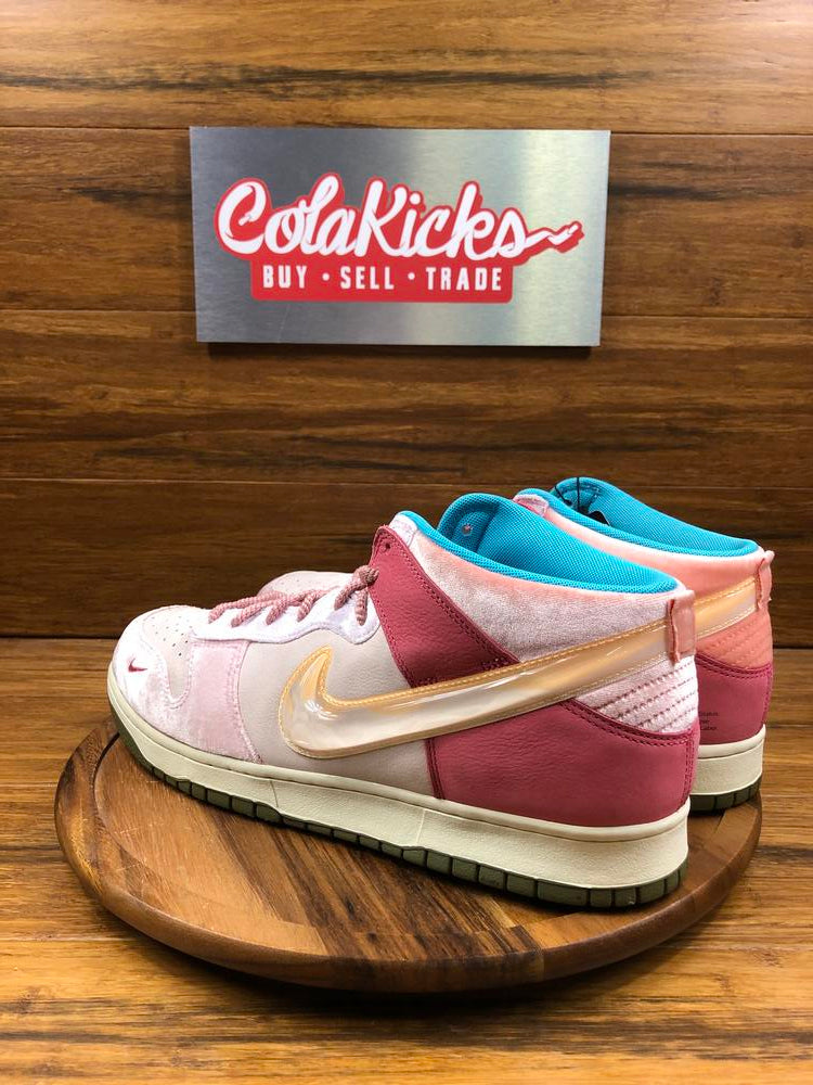 Nike Dunk Mid Social Status Free Lunch Strawberry Milk