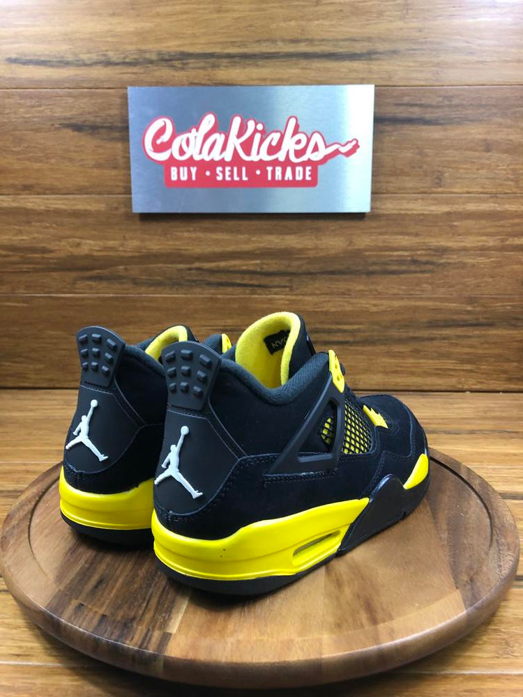 Jordan 4 Retro Thunder (2023) (GS)