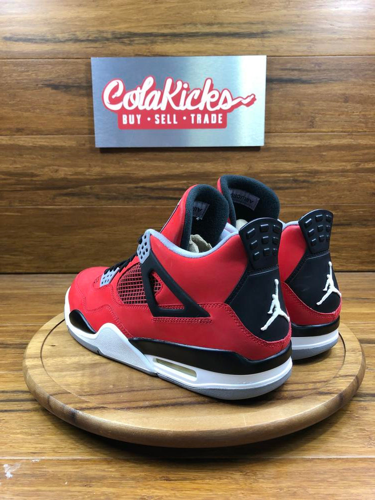 Jordan 4 Retro Toro Bravo