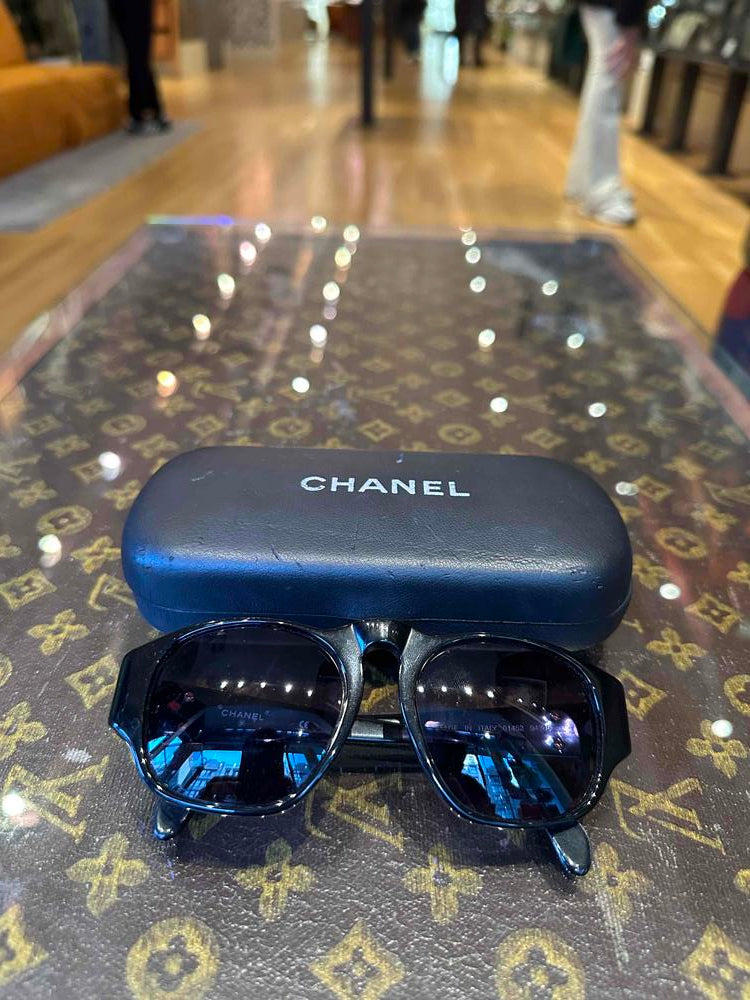 Chanel Spring/Summer 1991 Vintage Black Sunglasses