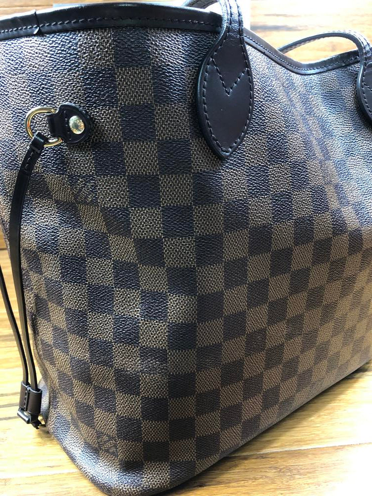 Louis Vuitton Neverfull Damier Ebene MM Rose Ballerina Lining