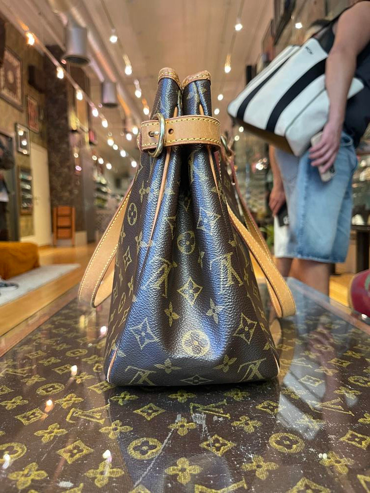 Louis Vuitton Monogram Batignolles Handbag