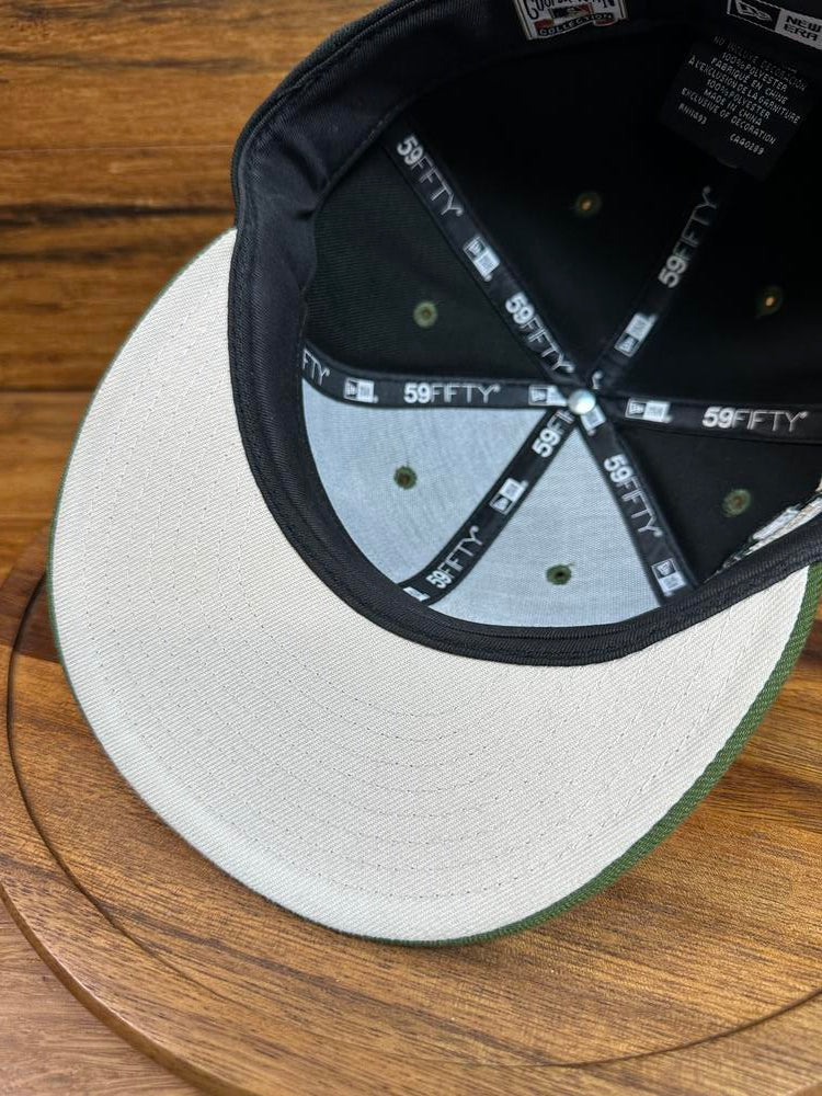 New Era White Sox "Green Sox" Logo Fitted Hat Black/Olive