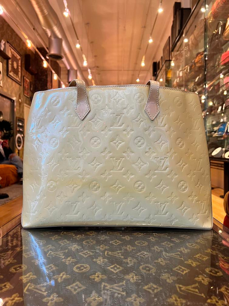 Louis Vuitton Monogram Vernis Wilshire MM