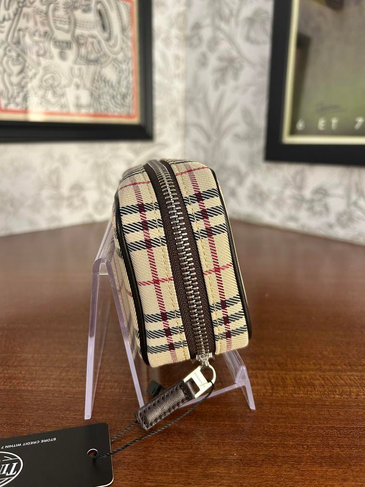 Burberry Nova Check Sip Pouch