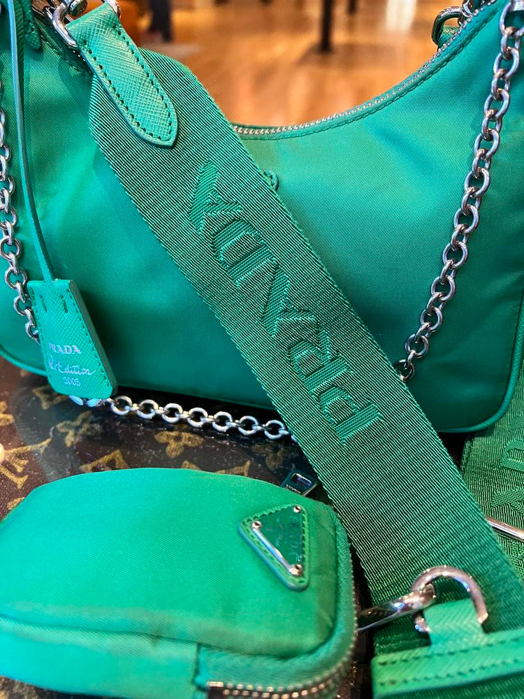 Prada Tessuto Nylon Re-Edition 2005 Shoulder Bag Green