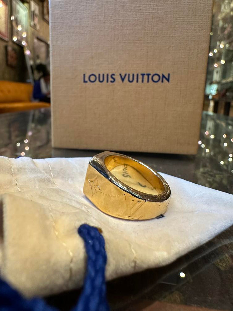 Louis Vuitton Monogram Signet Ring Gold