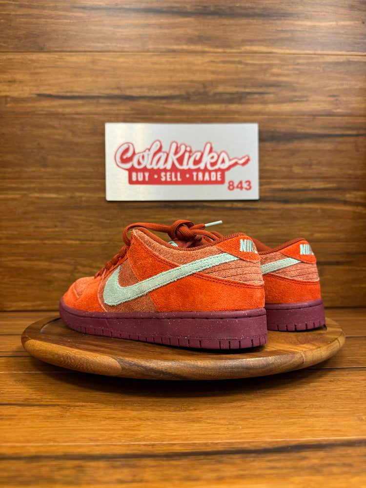 Nike SB Dunk Low Mystic Red Rosewood