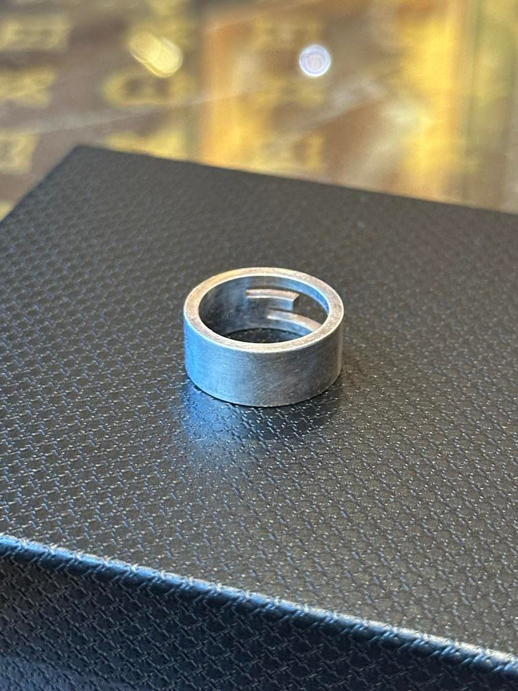 Gucci Sterling Silver G Ring Silver