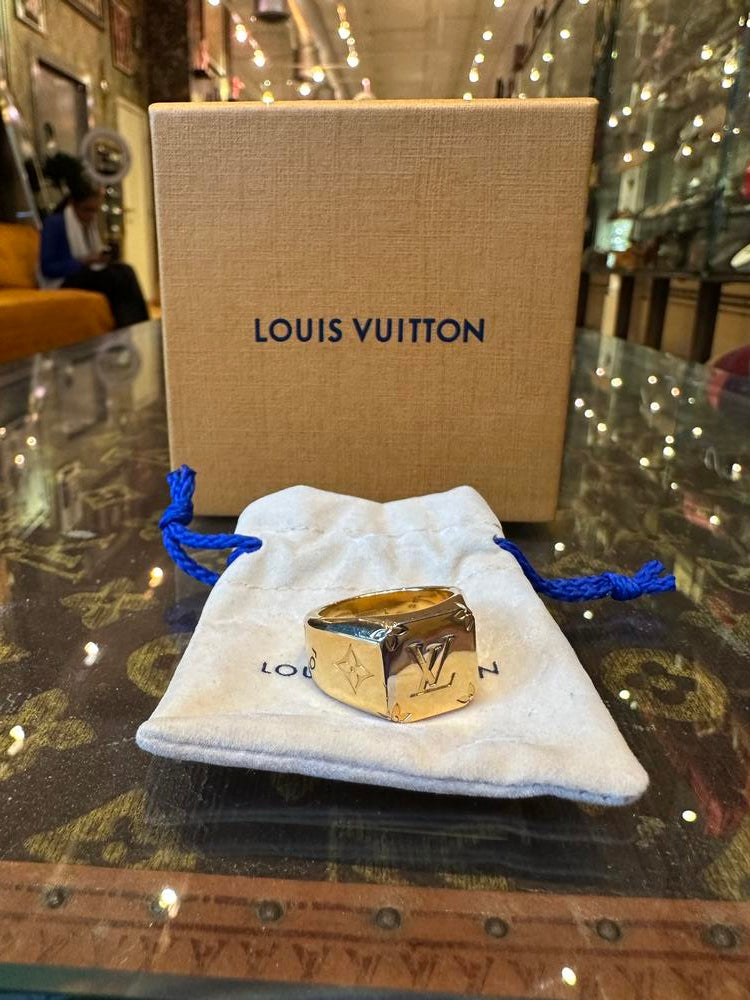 Louis Vuitton Monogram Signet Ring Gold